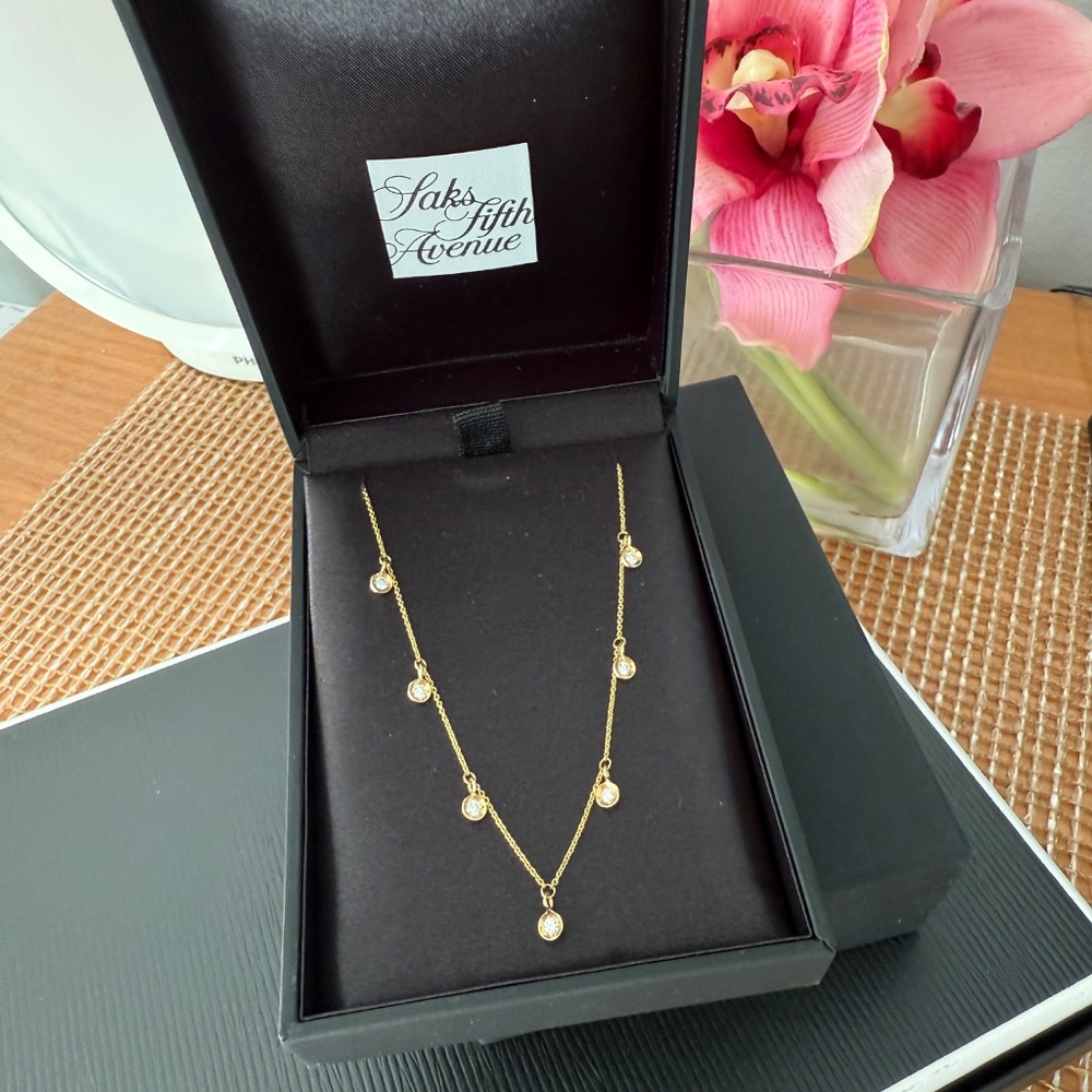 Roberto Coin 18K Yellow Gold Seven-Station Diamond Necklace - Picture 5 of 15